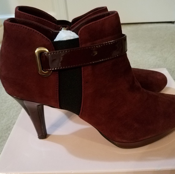 Ankle Boots - Picture 3 of 8